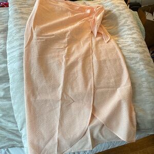 Women wrap around skirt